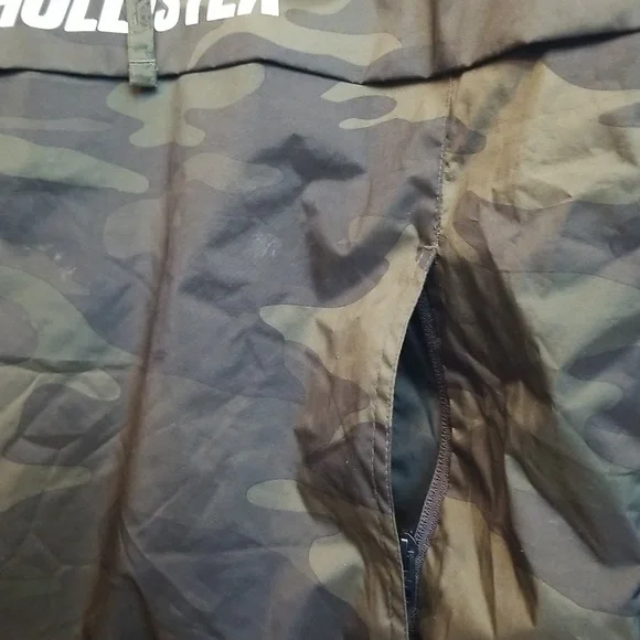 HOLLISTER EPIC FLEX WINDBREAKER HOODIE - Picture 9 of 10